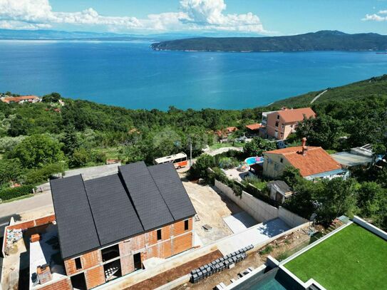 OPATHIA, ST. JELENA - Villa 250m2 mit Panoramablick auf das Meer und Schwimmbad + angelegter Garten 1200m2