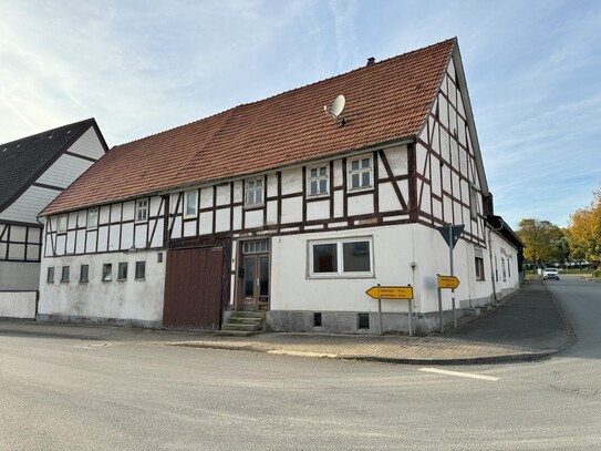 Resthof mit Potenzial Wohnhaus mit Scheune renovierungsbedürftig