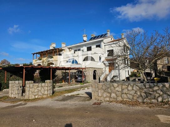 KRK, SKRBČIĆI - WOHNUNG MIT MEERBLICK UND GROSSER TERRASSE!!!