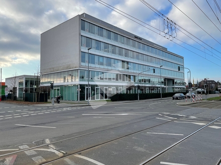 Moderne Büroflächen im linksrheinischen Düsseldorf