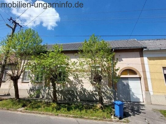 Einfamilienhaus mit 4 Schlafzimmern zu verkaufen in Kaposvár, ruhige Lage