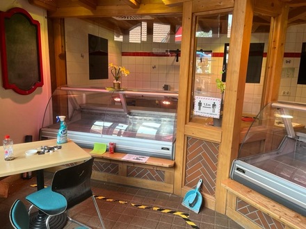 Ladenlokal in attraktiver Lage von Halle zu vermieten
