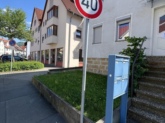 Helle, attraktive Wohnung im Landhausstil in einem liebenswerten 3-Familienhaus