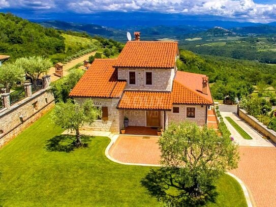 ISTRIEN, VIŽINADA - Rustikales Haus mit Panoramablick