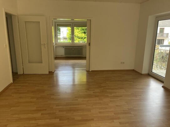 Wunderschöne 4-Zimmer Wohnung in Dortmund Voßkuhle mit Balkon.keine Haustiere.Nichtraucher