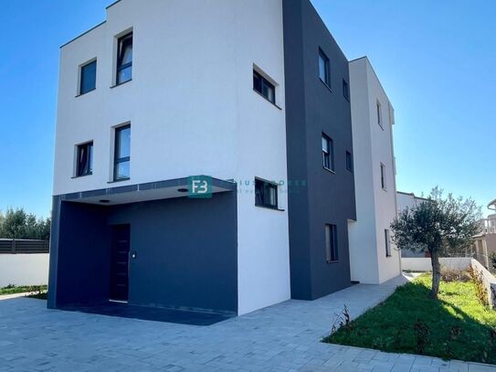 Wohnung Vodice, 90,29m2