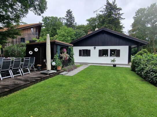 Traumhaftes Baugrundstück mit Bungalow am Wörthsee