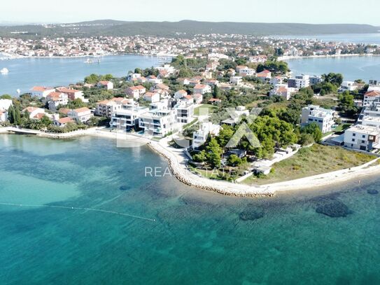 ZADAR, SUKOŠAN – Baugrundstück mit Investitionspotenzial