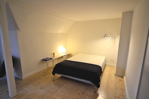 Hochwertig möbliertes Apartment im Kölner Süden