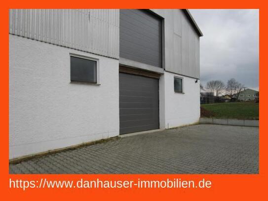 Lagerflächen 1. OG ab 50m² - 300 m² Licht und Starkstrom vorhanden teilbar, 3,00 Euro pro m².