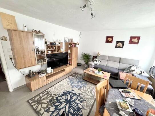 Sofort beziehbar! Renovierte 3 Zimmer Wohnung in Citylage von Winterbach!