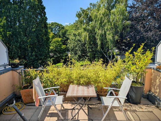 reserviert - RMH Bj. 2008 mit TOP Anbindung, Dachterrasse, Blick in's Grüne