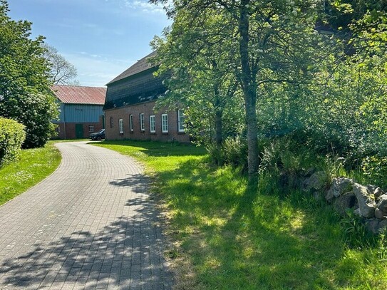 Resthof / Hofensemble mit zwei Hauskoppeln und vielen Möglichkeiten