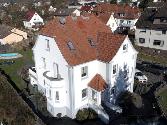 Villa Stadthaus Stadtvilla Wohnhaus Haus Mehrfamilienhaus Einfamilienhaus Einliegerwohnung Pool