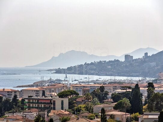 ANTIBES LA BADINE: 4 Zimmer Panorama-Meerblick in Luxusresidenz mit Pool