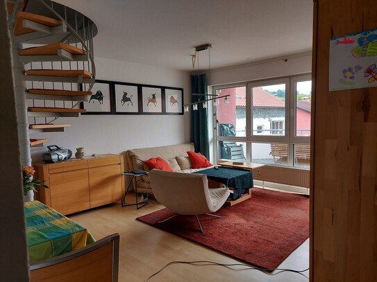 Schöne 3 Zimmer Maisonette Wohnung