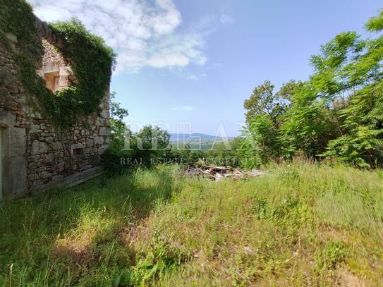 BRIBIR - Terrain ideal für ein ethnisches Dorf