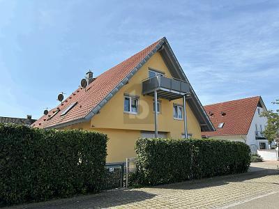 VIEL PLATZ FÜR DIE GANZE FAMILIE IN RUHIGER LAGE