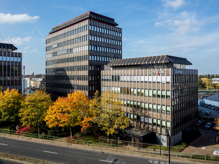 Büroflächen in Rath zur Miete. Hauseigene Tiefgarage, neuwertige Ausstattung