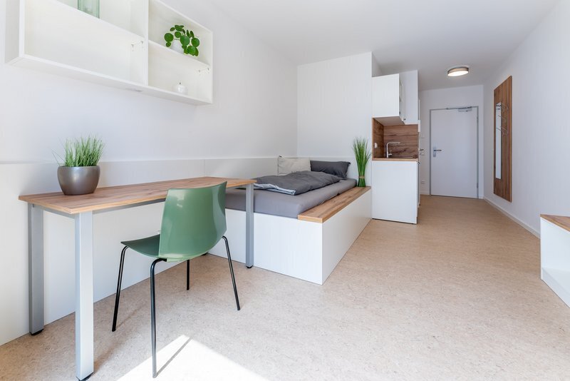 *Studentenwohnheim 