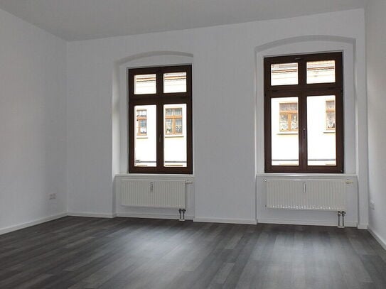 Moderne 2 RWE mit Balkon zu vermieten