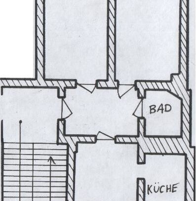 3 RWE in ruhigen Hinterhaus ab 01.07.2025 zu vermieten