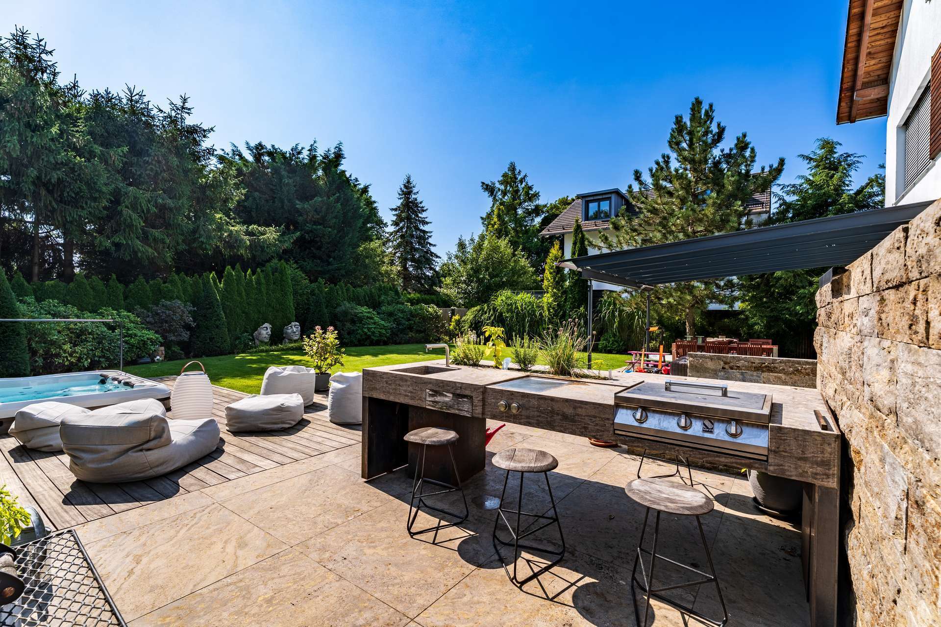                                                               FAMILY | Familienhaus nahe des Ortszentrums                                                       in Grünwald (München)