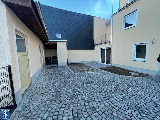 Erstbezug helle 5- Raum Wohnung mit Terrasse und Balkon - bezugfertig