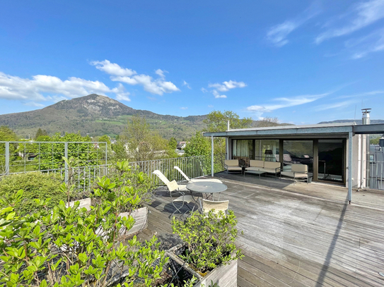 Sonnendurchflutetes Penthouse mit XL-Dachterrasse direkt an der Salzach