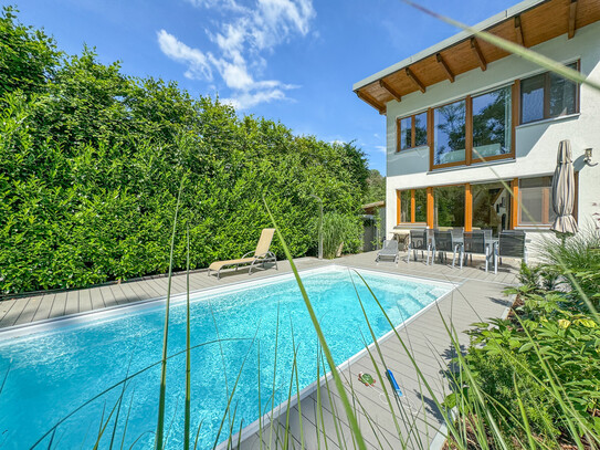 Charmantes Haus mit Pool und Gartenparadies in bester Eisenstädter Lage