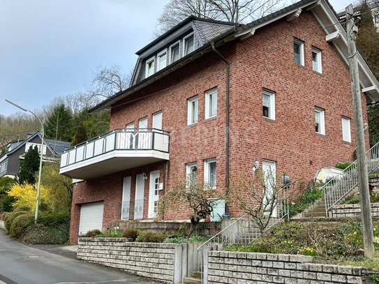 EINFAMILIENHAUS MIT EINLIEGERWOHNUNG UND GARAGE | SIEGEN - GOSENBACH