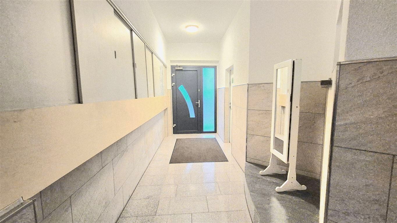 Property thumbnail 7