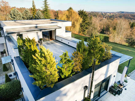 Atemberaubendem Panoramablick! Großzügigen Außenflächen! Exquisites Penthouse!