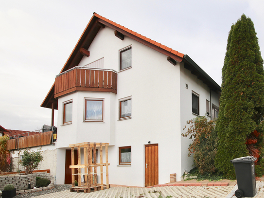 Einfamilienhaus mit ELW in schöner Aussichtslage