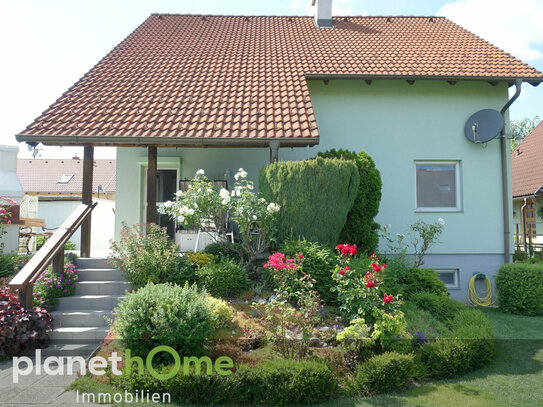 Familiendomizil mit Pool und Garage