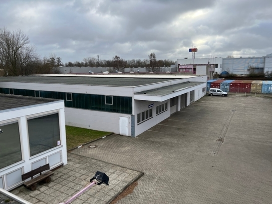 2 große Hallen mit Büro im Süden von Braunschweig zu vermieten