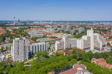 Rückansicht und Lage der Wohnung