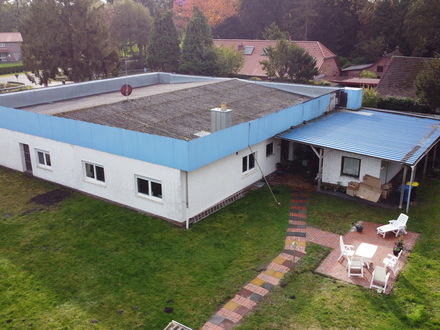 Objekt 22/033 Geschäftshaus mit Einliegerwohnung und Garage in Saterland / OT Bollingen