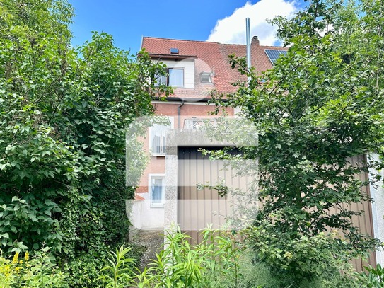 Reihenmittelhaus im Ortskern von Hahnbach