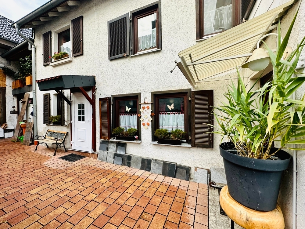 Provisionsfrei: Charmantes Haus + Nebengebäude in Friedrichsdorf Seulberg – 61381 Friedrichsdorf / Seulberg, 61381 Friedrichsdorf / Seulberg – Vorschaubild 5