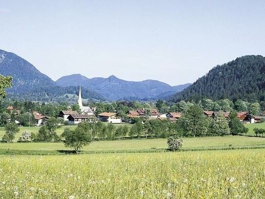 *Gute Kapital-Anlage mitten im Urlaubsgebiet Bayrischzell: vermietete Wohnung mit schönem Bergblick*