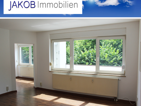 3-Zimmer-Erdgeschoss-Wohnung mit Balkon