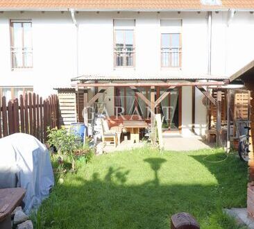 Naturnah - Reihenmittelhaus in Neustadt an der Aisch - auch für große Familien !!!