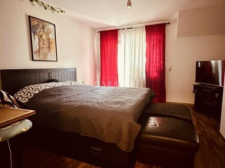 Moderne Wohnung mit Balkon und Autostellplatz
