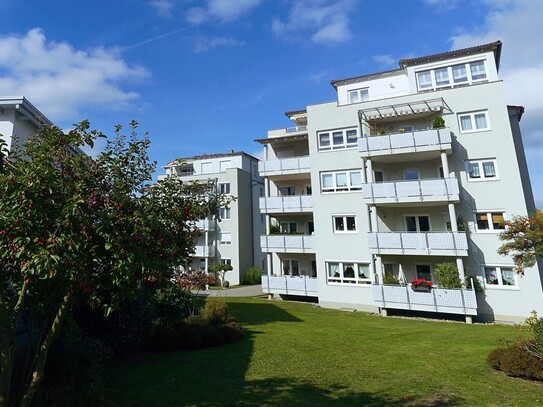 Moderne 2-Zimmer-Wohnung mit Balkon und Einbauküche in Coburg-Cortendorf