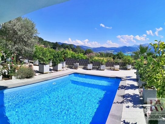 Representative, großzügige Architektenvilla mit traumhaftem Blick auf den Attersee und Panoramablick