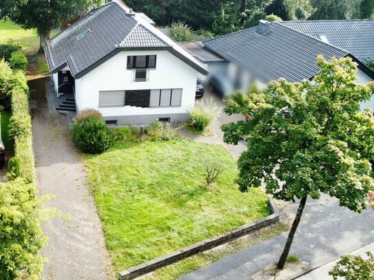 Einfamilienhaus in Schloß Neuhaus mit individuellen Möglichkeiten