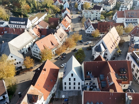 ERSTBEZUG! 2,5 ZIMMER WOHNUNG IM 1. OBERGESCHOSS IN LANGENAU!