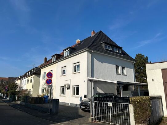 Ruhig gelegenes 2-Familienhaus in LU-Friesenheim, 3 min. vom Ebertpark