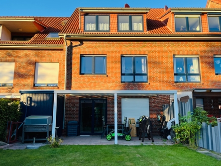 Familienfreundliches großzügiges Reihenmittelhaus in Ofenerdiek